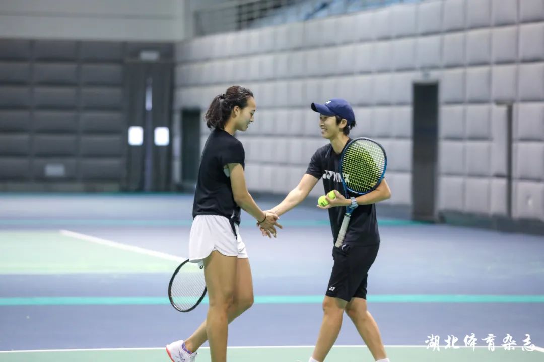 表现如何使 表现如何使