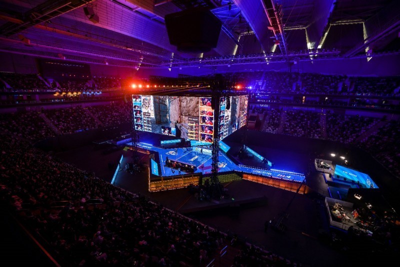 一名二军外 一名二军外