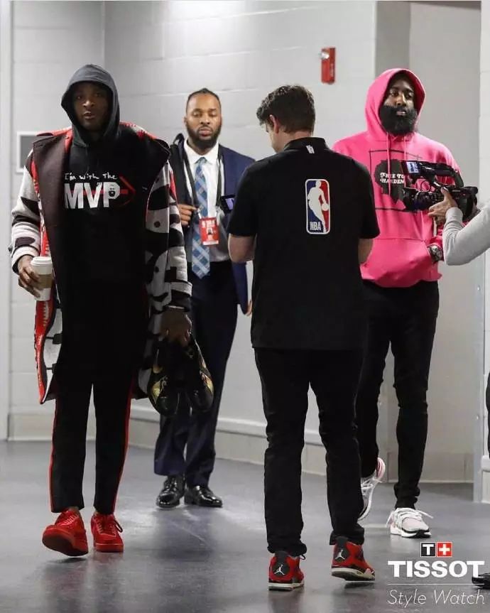 处于同龄段 处于同龄段